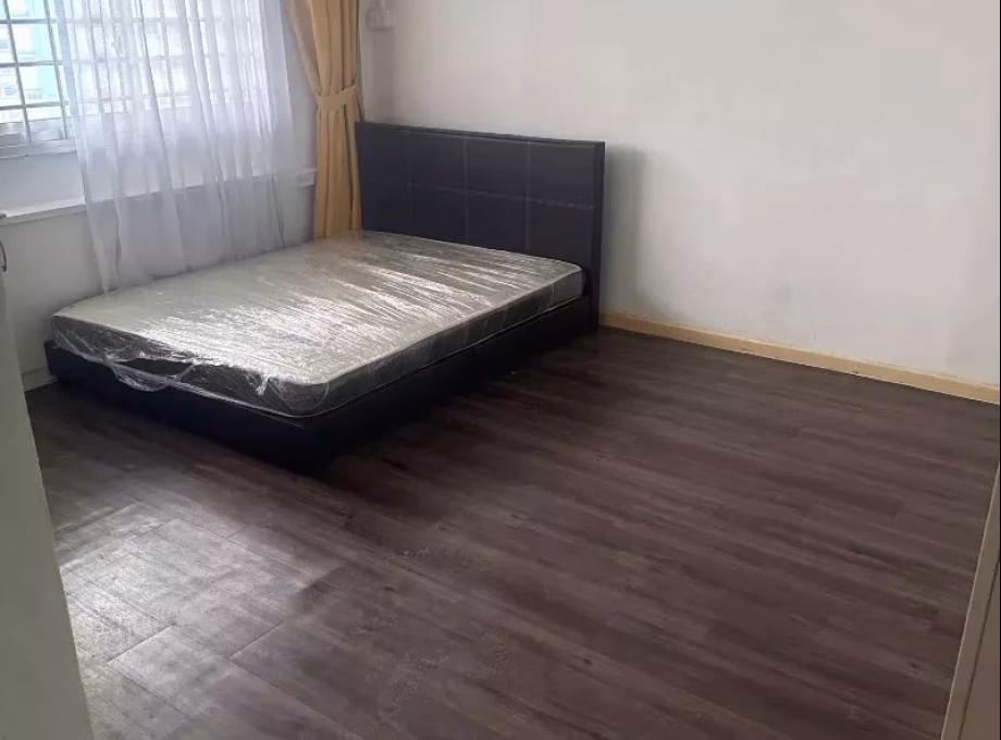 单间出租 • 宏茂桥 • 211 Pasir Ris Street 21 • S$1300 • 4房(3臥室) • 主人房 照片