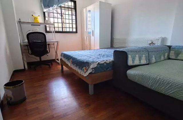 单间出租 • 林厝港 • 676B Jurong West Street 64 • S$950 • 5房(4臥室) • 普通房