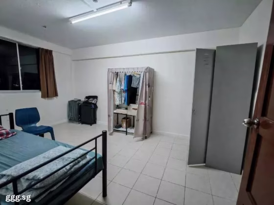 整套出租 • 林厝港 • JURONG WEST AVENUE 5 (649490) • S$1700 • 住宅公寓 • 430ft² / 39m² 照片
