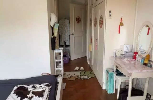 单间出租 • 武吉巴督 •  Parkview Apartments • S$1500 • 住宅公寓 • 主人房