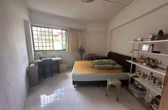 单间出租 • 新加坡河 • 134 Lorong Ah Soo • S$750 • 4房(3臥室) • 普通房
