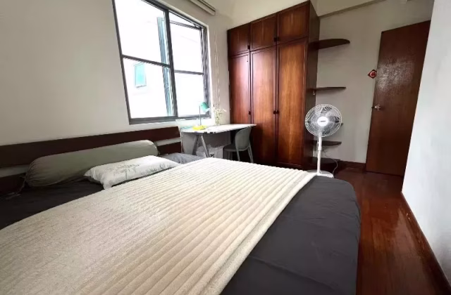 单间出租 • 红山 •  Springdale Condo • S$1250 • 5房(4臥室) • 普通房