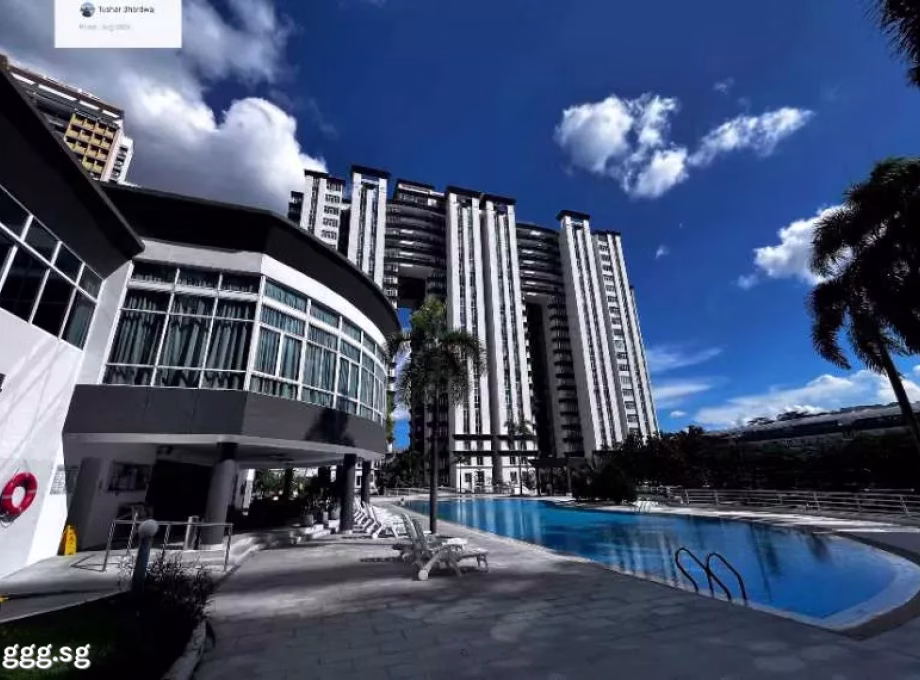 单间出租 • 红山 •  Maysprings • S$1200 • 住宅公寓 • 主人房 照片