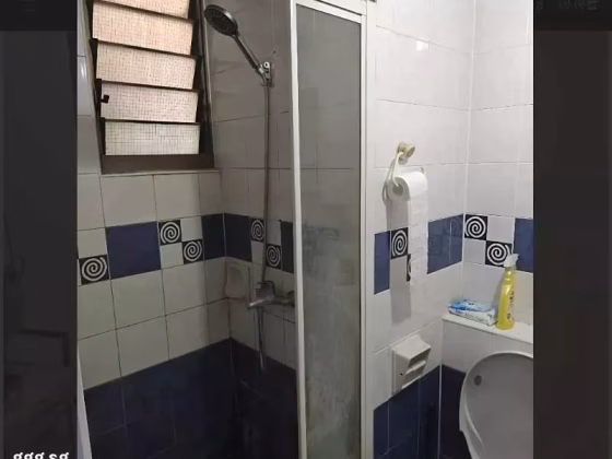 单间出租 • 林厝港 • 676B Jurong West Street 64 • S$950 • 4房(3臥室) • 普通房 照片