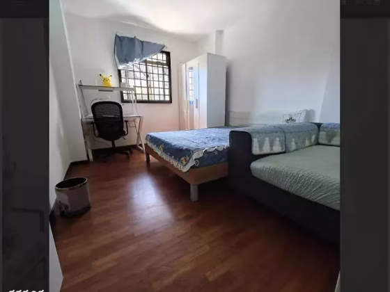 单间出租 • 林厝港 • 676B Jurong West Street 64 • S$950 • 4房(3臥室) • 普通房 照片
