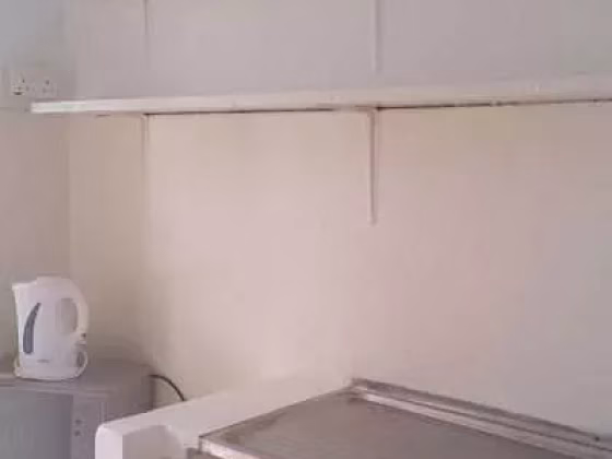 单间出租 • 林厝港 • JURONG WEST AVENUE 5 (649491) • S$1000 • 住宅公寓 • 普通房 照片