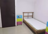 单间出租 • 林厝港 • 673 Jurong West Street 65 • S$950 • 3房(2臥室) • 普通房