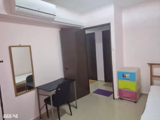 单间出租 • 林厝港 • 673 Jurong West Street 65 • S$950 • 3房(2臥室) • 普通房 照片