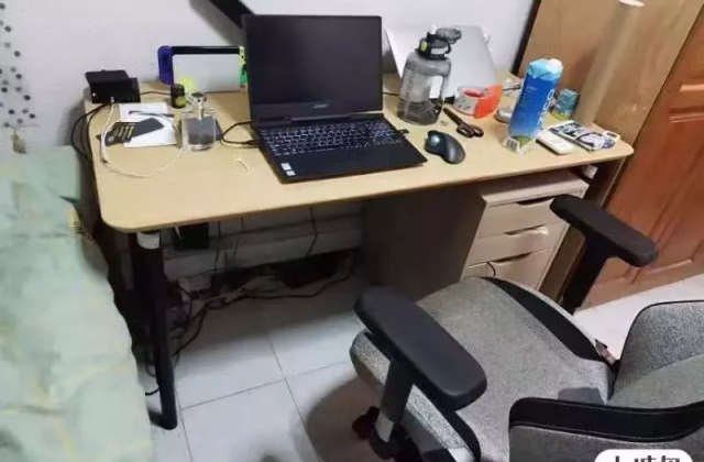 单间出租 • 林厝港 • 934 Jurong West Street 91 • S$1300 • 3房(2臥室) • 主人房