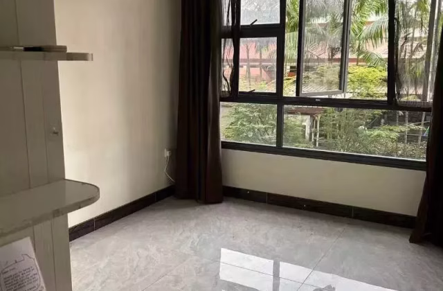 单间出租 • 武吉班让 • 445A Clementi Avenue 3 • S$1500 • 4房(3臥室) • 普通房