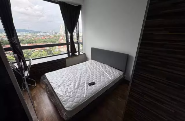 单间出租 • 武吉班让 •  Carabelle • S$1400 • 住宅公寓 • 普通房