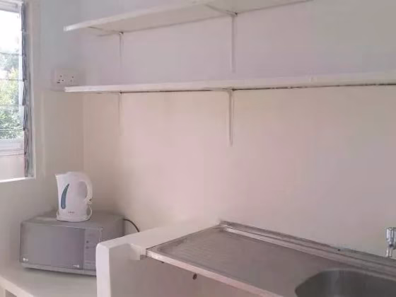 单间出租 • 林厝港 • JURONG WEST AVENUE 5 (649491) • S$1000 • 共管公寓 • 普通房 照片