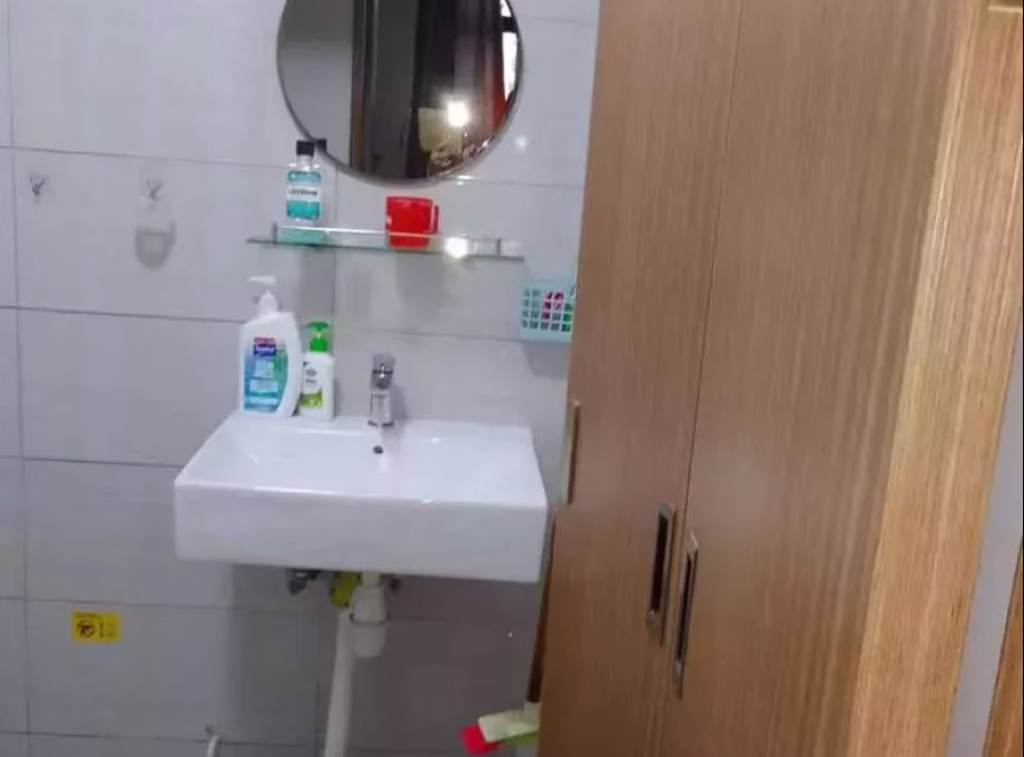 单间出租 • 碧山 • 339B Anchorvale Road • S$800 • 3房(2臥室) • 普通房 照片