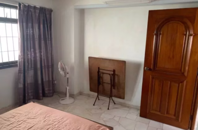 单间出租 • 三巴旺 • 610 Woodlands Avenue 4 • S$800 • 4房(3臥室) • 普通房