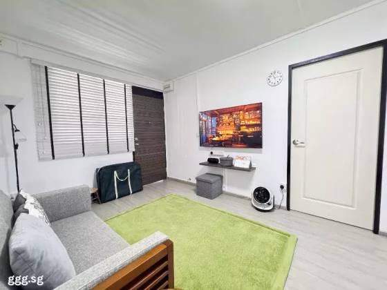 房屋出售 • 马林百列 • 126 Lorong 1 Toa Payoh • S$418000 • 3房(2臥室) • 721ft² / 66m² 照片
