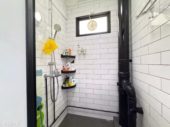 房屋出售 • 马林百列 • 126 Lorong 1 Toa Payoh • S$418000 • 3房(2臥室) • 721ft² / 66m² 照片
