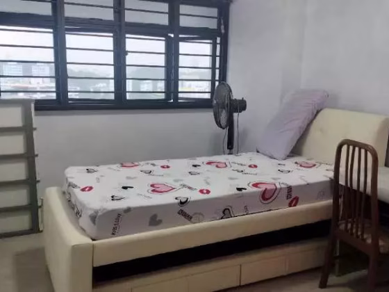 单间出租 • 金文泰 • 26D Jalan Membina • S$1100 • 4房(3臥室) • 普通房 照片