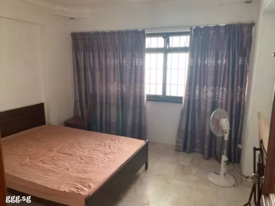 单间出租 • 三巴旺 • 610 Woodlands Avenue 4 • S$800 • 3房(2臥室) • 普通房 照片
