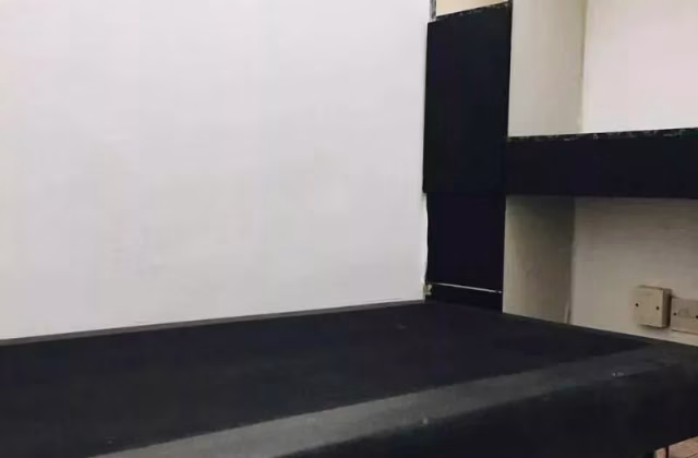 单间出租 • 欧南 •  Casa Emerald • S$650 • 住宅公寓 • 佣人房