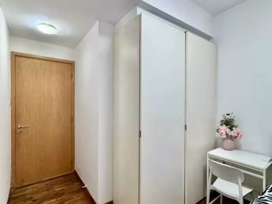 单间出租 • 欧南 •  Atrium Residences • S$1300 • 住宅公寓 • 普通房 照片