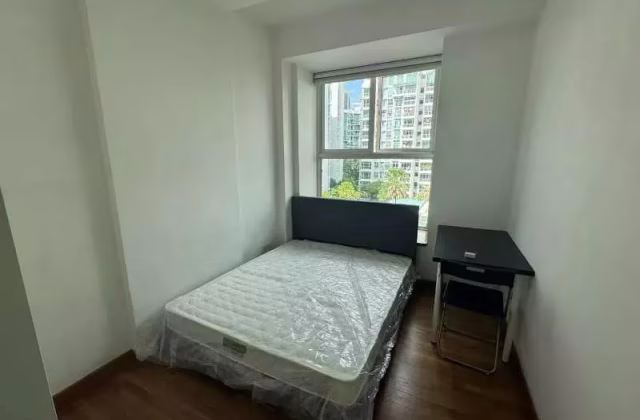 单间出租 • 武吉班让 •  Monterey Park Condominium • S$1400 • 共管公寓 • 普通房