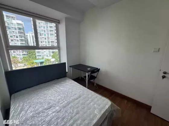 单间出租 • 武吉班让 •  Monterey Park Condominium • S$1400 • 共管公寓 • 普通房 照片