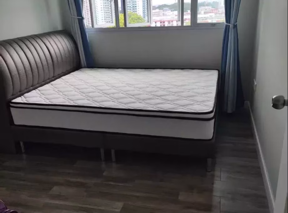 单间出租 • 三巴旺 • 183A Woodlands Street 13 • S$1000 • 4房(3臥室) • 普通房 照片