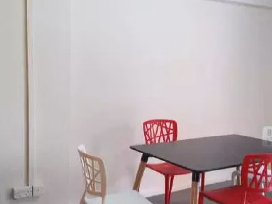 单间出租 • 林厝港 • JURONG WEST AVENUE 5 (649491) • S$1000 • 共管公寓 • 普通房 照片