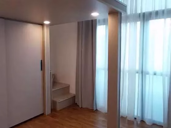 整套出租 • 巴耶利峇 •  J Gateway • S$4500 • 住宅公寓 • 743ft² / 69m² 照片