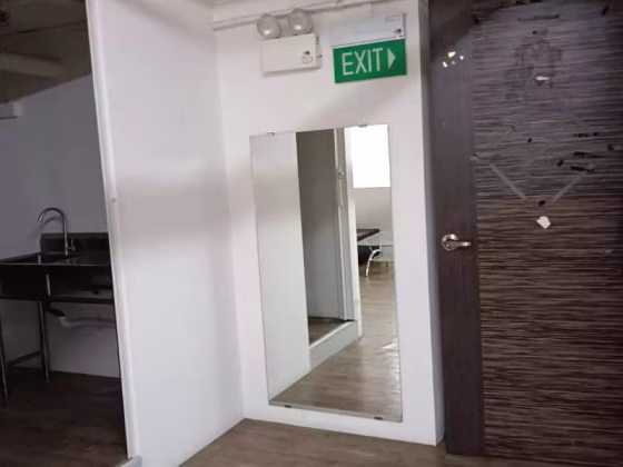 单间出租 • 兀兰 • WOODLANDS INDUSTRIAL PARK E5 (757322) • S$1400 • 店屋 • 普通房 照片