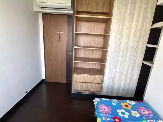 单间出租 • 武吉巴督 • 296C Bukit Batok Street 22 • S$1200 • 3房(2臥室) • 普通房 照片