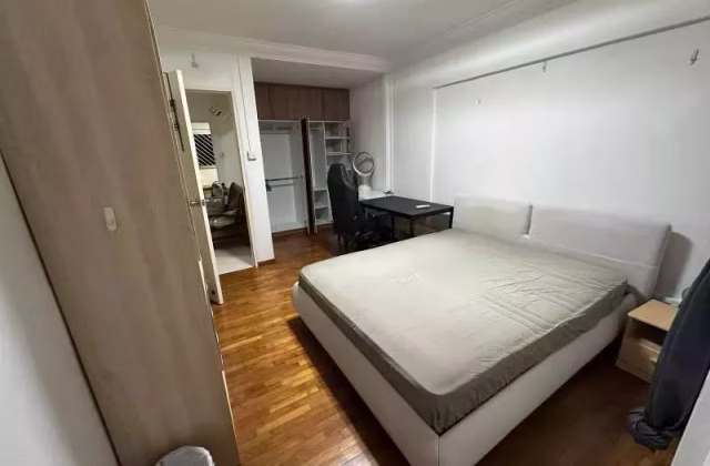 单间出租 • 林厝港 • 524 Jurong West Street 52 • S$1400 • 3房(2臥室) • 主人房