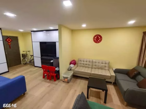 单间出租 • 三巴旺 • 703 Woodlands Drive 40 • S$900 • 3房(2臥室) • 普通房 照片