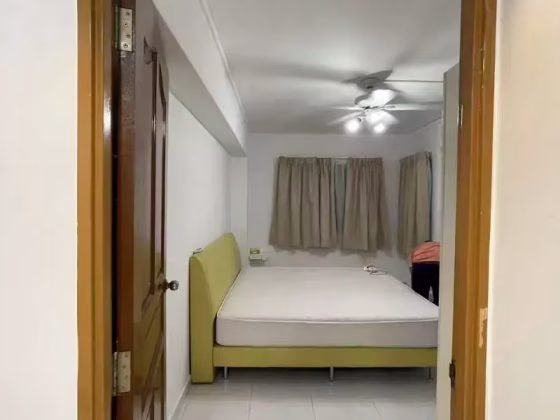 单间出租 • 后港 • 406 Sembawang Drive • S$1300 • 3房(2臥室) • 主人房 照片