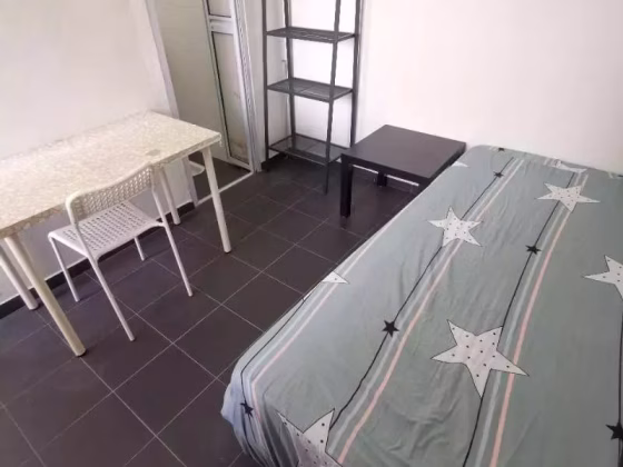 单间出租 • 马林百列 •  Braddell View • S$1280 • 住宅公寓 • 主人房 照片
