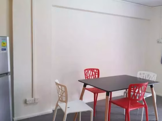 单间出租 • 林厝港 • JURONG WEST AVENUE 5 (649491) • S$1000 • 住宅公寓 • 普通房 照片
