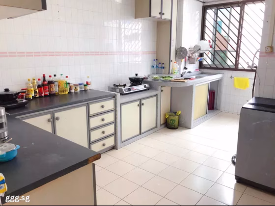 整套出租 • 林厝港 • 976 Jurong West Street 93 • S$3500 • 4房(3臥室) •  照片