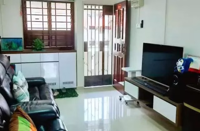 单间出租 • 武吉班让 • 730 Clementi West Street 2 • S$1350 • 3房(2臥室) • 普通房