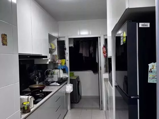 单间出租 • 碧山 • 453B Fernvale Road • S$900 • 3房(2臥室) • 普通房 照片