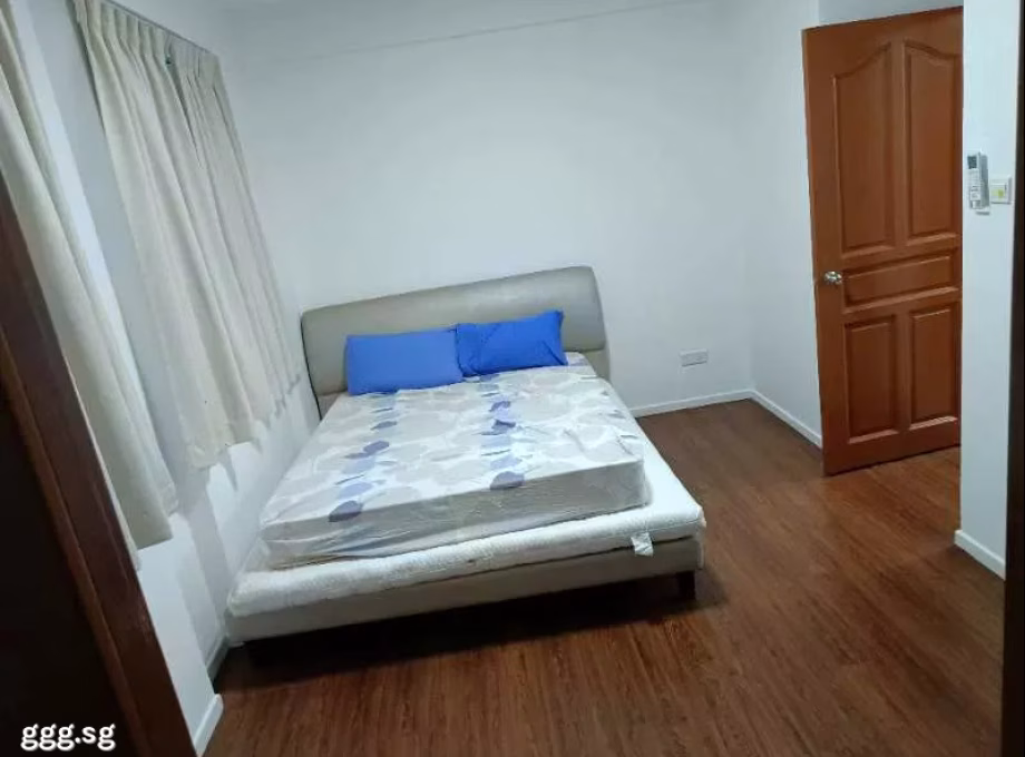 单间出租 • 欧南 •  Wing Fong Mansions • S$1300 • 住宅公寓 • 普通房 照片