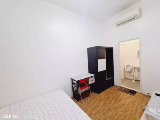 单间出租 • 樟宜湾 •  People's Park Complex • S$1300 • 住宅公寓 • 主人房 照片
