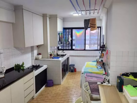 单间出租 • 西部集水区 • 818 Tampines Street 81 • S$1000 • 3房(2臥室) • 主人房 照片