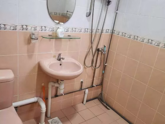 单间出租 • 西部集水区 • 818 Tampines Street 81 • S$1000 • 3房(2臥室) • 主人房 照片