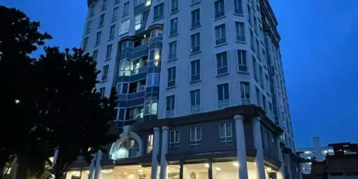 单间出租 • 碧山 •  Sin Ming Plaza • S$1200 • 住宅公寓 • 普通房