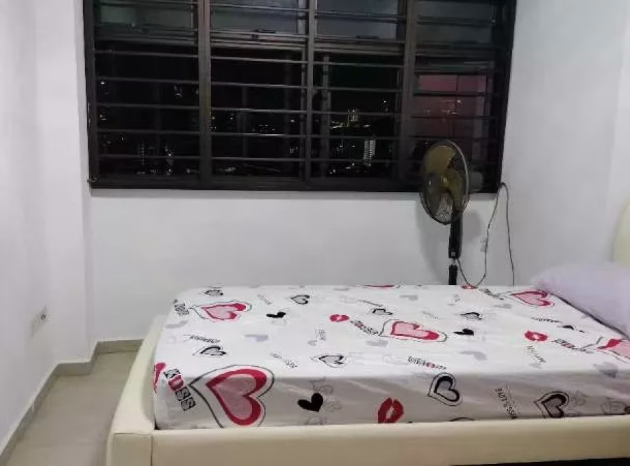 单间出租 • 金文泰 • 26D Jalan Membina • S$1100 • 4房(3臥室) • 普通房 照片