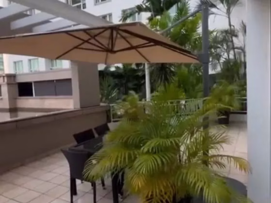 整套出租 • 南部群岛 •  Burlington Square • S$5300 • 住宅公寓 • 1152ft² / 107m² 照片