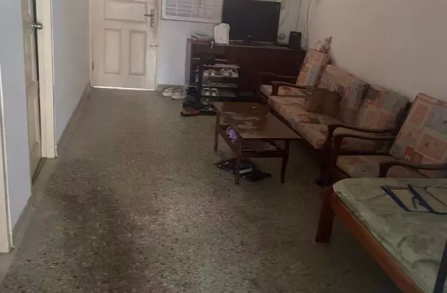 整套出租 • 蔡厝港 • 8 Holland Avenue • S$2500 • 3房(2臥室) • 700ft² / 65m²