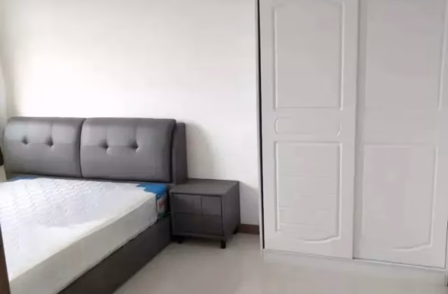 单间出租 • 武吉巴督 • 467B Bukit Batok West Avenue 9 • S$1100 • 4房(3臥室) • 主人房