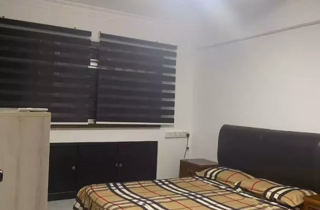 单间出租 • 林厝港 • 817 Jurong West Street 81 • S$1100 • 4房(3臥室) • 普通房