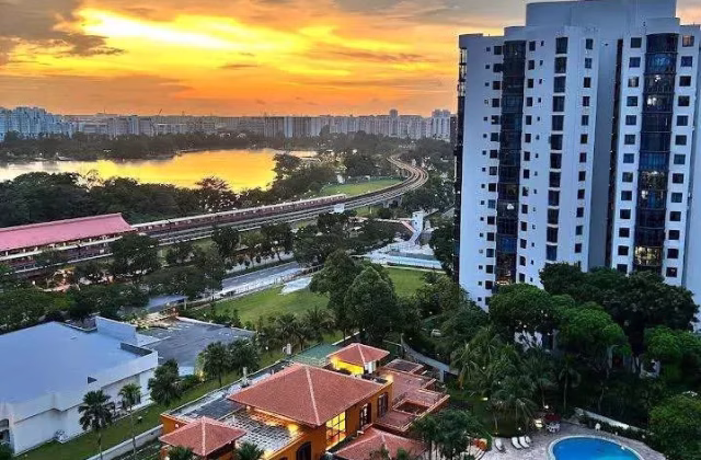 单间出租 • 巴耶利峇 •  Parc Oasis • S$1000 • 共管公寓 • 普通房